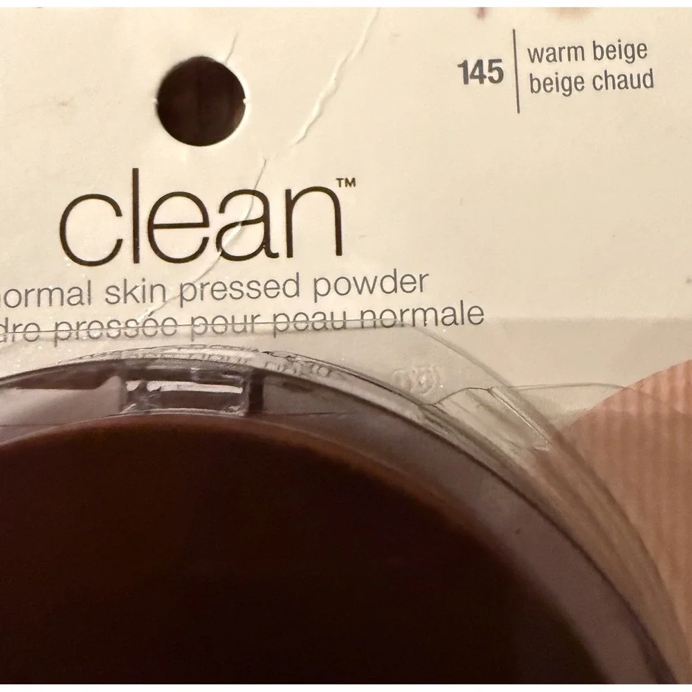 CoverGirl Clean Pressed Powder 145 Warm Beige New Sealed NOS Vintage Packaging